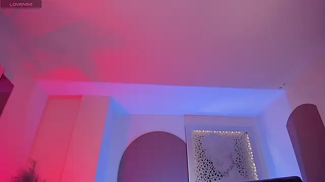 DannaCruz online show from March 2026 05:17:01 PM