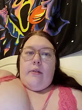 Sexycurvyemilyy online show from December 2025 09:31:02 PM