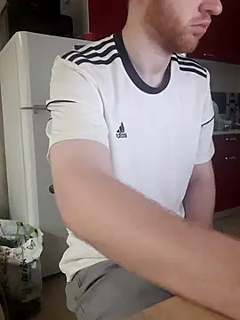 Snapshot of FillipsonDon chatting on November 2025 11:47:01 PM FillipsonDon online show from November 2025 11:47:01 PM