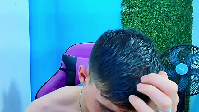 Snapshot of DEIBY_BABY chatting on February 2025 03:17:02 AM DEIBY BABY online show from February 2025 03:17:02 AM