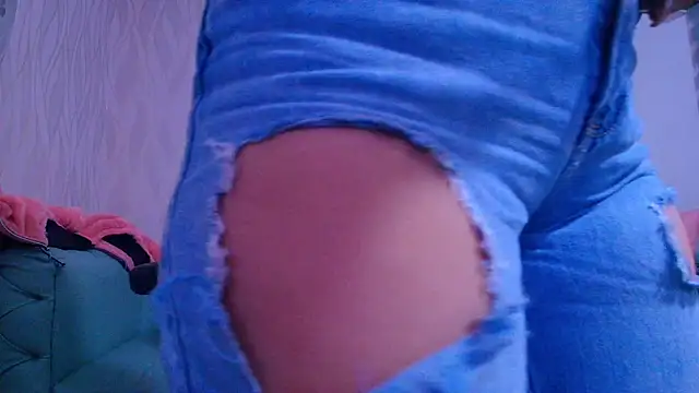 emyli sam online show from January 2025 11:53:02 AM