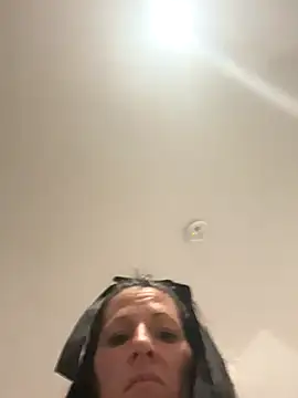 DominiqueX0 online show from October 2025 11:40:01 PM