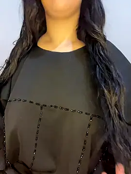 Mayacrayzi online show from October 2025 12:04:01 PM