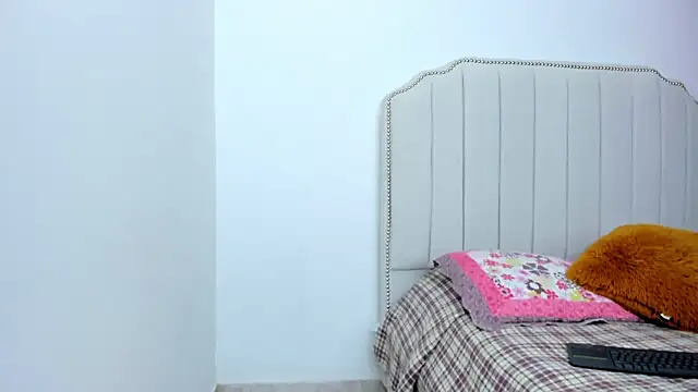 Hanna86 online show from February 2025 12:41:02 AM