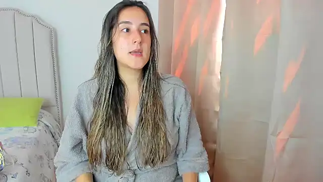 Hanna86 online show from October 2025 03:57:02 PM