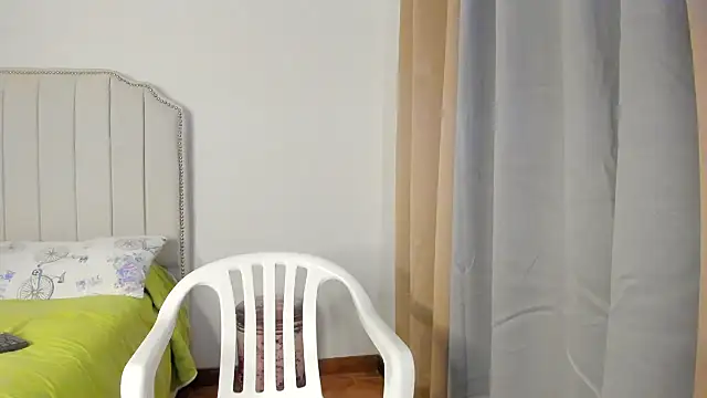 Hanna86 online show from March 2026 12:45:01 AM