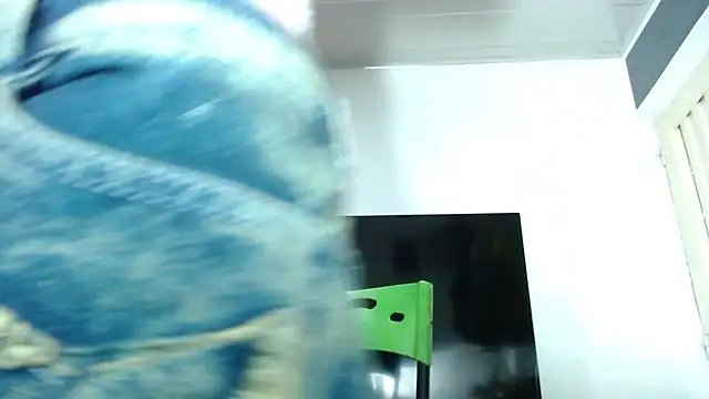 Tamarahryan online show from November 2025 02:27:01 PM