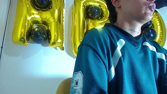 Tamarahryan online show from December 2025 01:26:01 PM