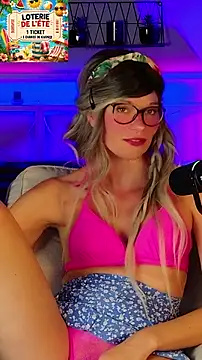Kittychatte online show from July 2026 11:35:01 AM