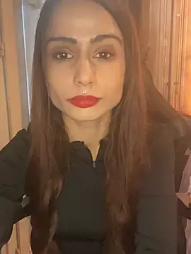 LaPetitechienne1 online show from January 2025 02:51:02 PM