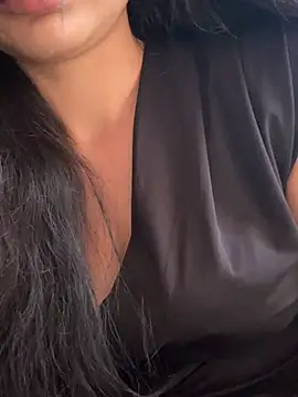 Snapshot of LaPetitechienne1 chatting on June 2026 03:29:02 PM LaPetitechienne1 online show from June 2026 03:29:02 PM