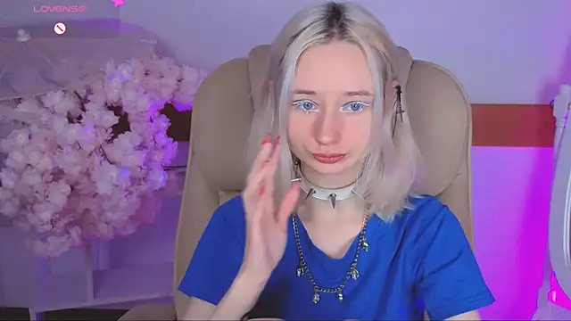 Snapshot of Katia_Kim chatting on December 2025 06:20:02 AM Katia Kim online show from December 2025 06:20:02 AM