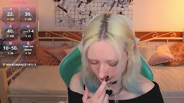 Snapshot of Katia_Kim chatting on March 2026 06:17:01 AM Katia Kim online show from March 2026 06:17:01 AM