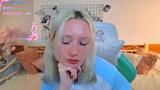 Snapshot of Katia_Kim chatting on March 2026 06:29:01 AM Katia Kim online show from March 2026 06:29:01 AM