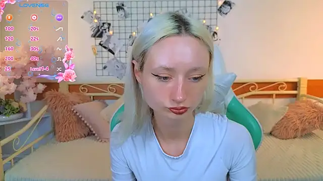 Snapshot of Katia_Kim chatting on March 2026 06:41:03 AM Katia Kim online show from March 2026 06:41:03 AM