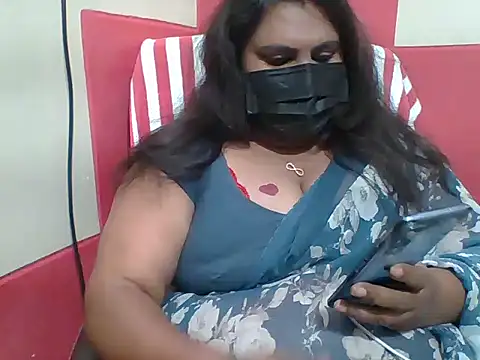 Snapshot of radhatelugu chatting on June 2026 07:29:01 PM radhatelugu online show from June 2026 07:29:01 PM