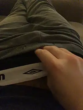 Snapshot of MoochedTape chatting on January 2025 08:25:01 AM MoochedTape online show from January 2025 08:25:01 AM