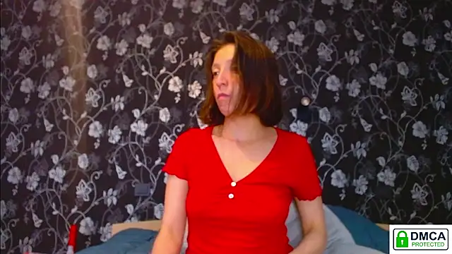 Sophi Cute online show from June 2026 01:32:02 PM
