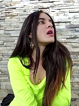 Snapshot of Sam_Sara chatting on April 2026 07:58:01 PM Sam Sara online show from April 2026 07:58:01 PM