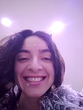 Snapshot of Sam_Sara chatting on April 2026 08:11:01 PM Sam Sara online show from April 2026 08:11:01 PM