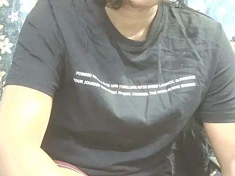 Supriya201 online show from April 2026 04:00:02 PM