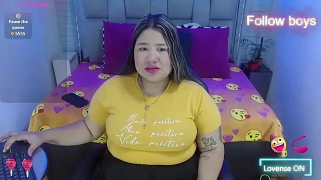 evelin zaens online show from October 2025 04:14:01 AM