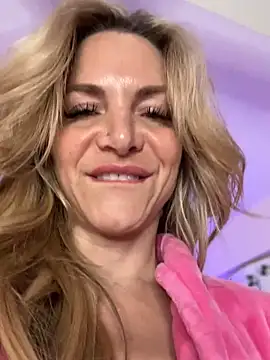 MessyNastyQueen online show from December 2024 04:17:01 PM