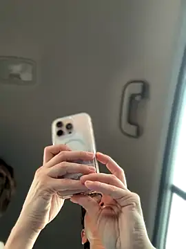 MessyNastyQueen online show from October 2025 05:22:02 PM