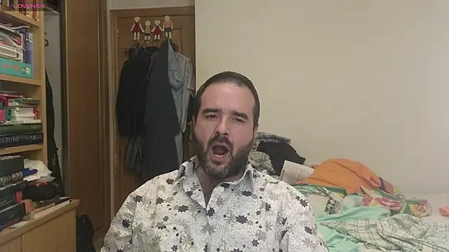 curiosillo83 online show from September 2025 02:31:01 PM