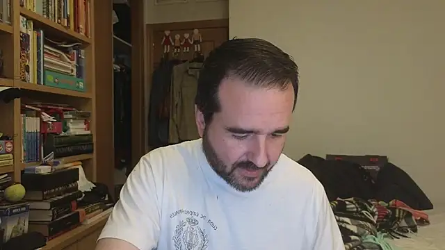 curiosillo83 online show from February 2026 02:48:01 PM