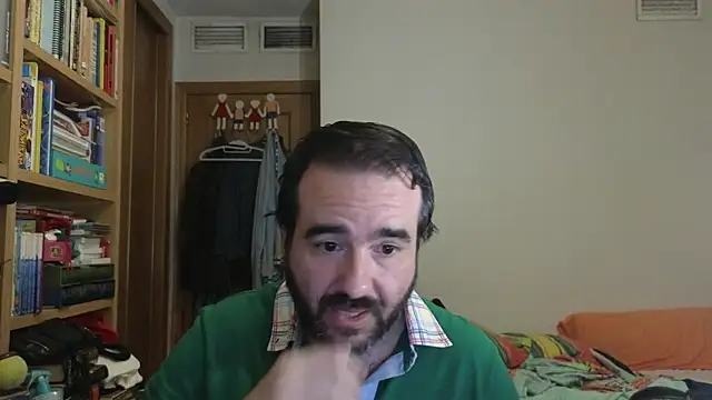 Snapshot of curiosillo83 chatting on July 2026 09:23:01 AM curiosillo83 online show from July 2026 09:23:01 AM
