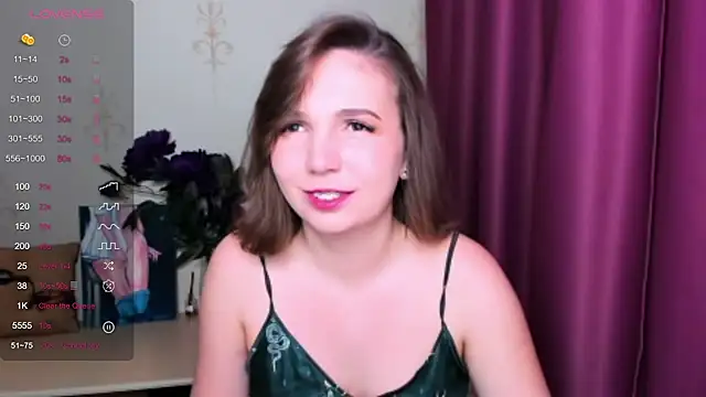 KindHazelHere  online show from March 2025 08:10:01 PM