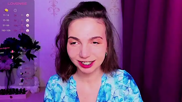 KindHazelHere  online show from March 2026 05:08:01 PM