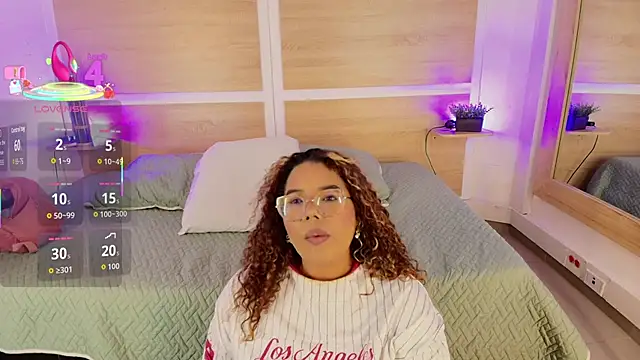  nickypurple  online show from October 2025 07:12:02 PM