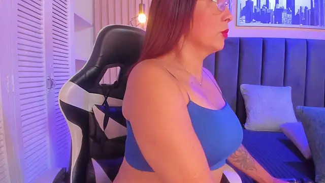 ashlye miller  online show from March 2026 04:06:01 AM