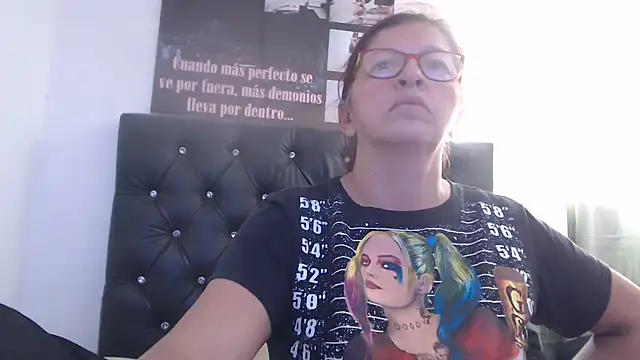 Snapshot of jellyfishhot chatting on March 2025 03:42:02 PM jellyfishhot online show from March 2025 03:42:02 PM