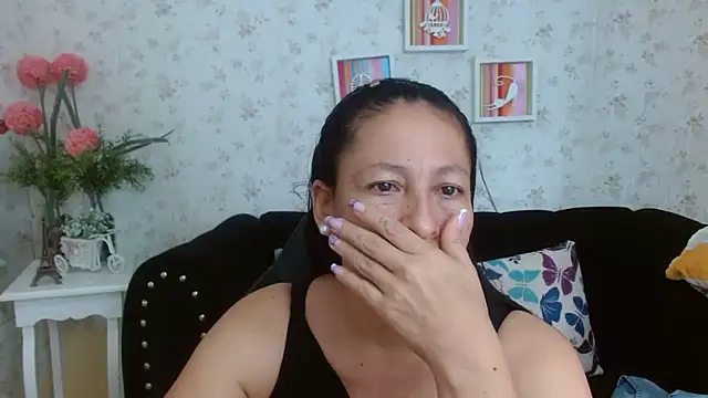 mature martina online show from February 2025 07:27:02 PM