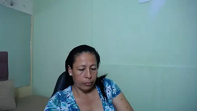 mature martina online show from February 2025 09:33:02 PM