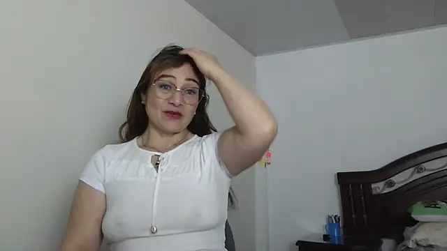 Snapshot of ruby-milf1 chatting on January 2025 02:23:01 PM ruby-milf1 online show from January 2025 02:23:01 PM