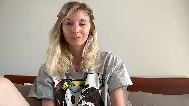 ivankai  online show from February 2026 03:14:02 AM