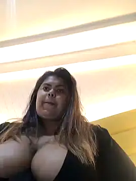 Snapshot of biancabombombbw chatting on January 2025 04:31:02 AM biancabombombbw online show from January 2025 04:31:02 AM