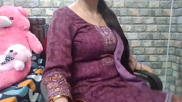 Sexy iknoor online show from November 2025 04:23:02 AM