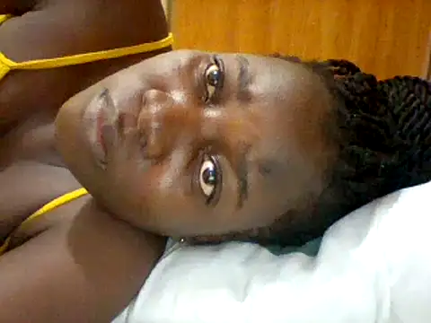 Snapshot of Alessandrajenna chatting on February 2025 07:23:02 AM Alessandrajenna online show from February 2025 07:23:02 AM