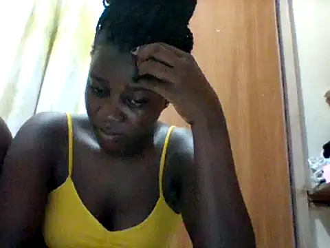 Snapshot of Alessandrajenna chatting on February 2025 07:56:01 PM Alessandrajenna online show from February 2025 07:56:01 PM