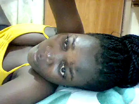 Snapshot of Alessandrajenna chatting on February 2025 09:21:02 PM Alessandrajenna online show from February 2025 09:21:02 PM