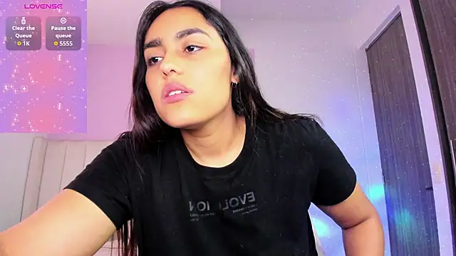 Mhia palmer online show from September 2025 03:12:02 PM