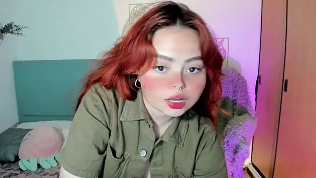 damn that booty online show from November 2025 12:43:01 AM