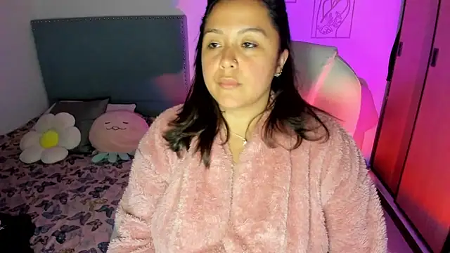 bigbooty-30 online show from November 2025 12:43:02 AM