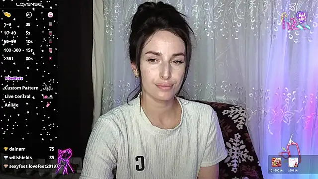 Snapshot of xx_adrihanna_xx chatting on May 2026 06:24:01 PM xx adrihanna xx online show from May 2026 06:24:01 PM