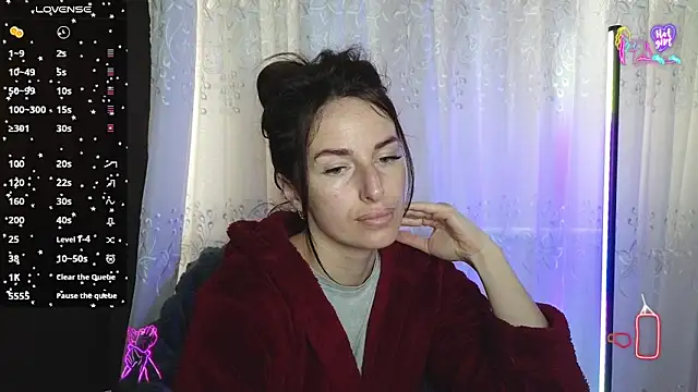 Snapshot of xx_adrihanna_xx chatting on May 2026 06:40:01 AM xx adrihanna xx online show from May 2026 06:40:01 AM